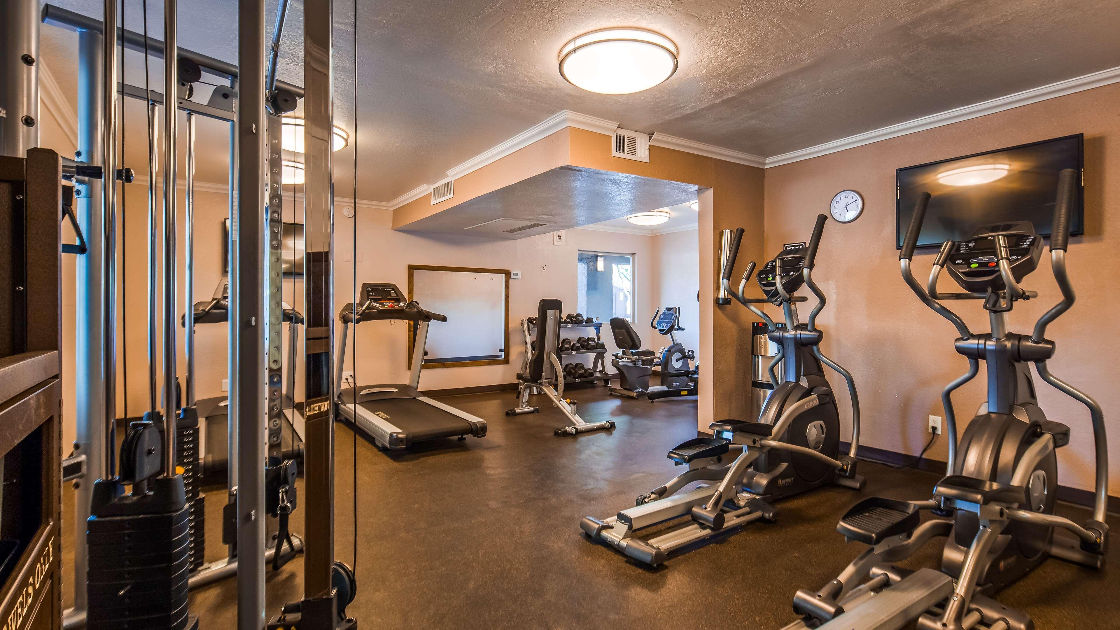 Best Western Innsuites Phoenix Hotel & Suites Екстер'єр фото