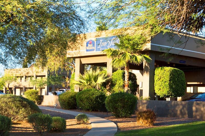 Best Western Innsuites Phoenix Hotel & Suites Екстер'єр фото