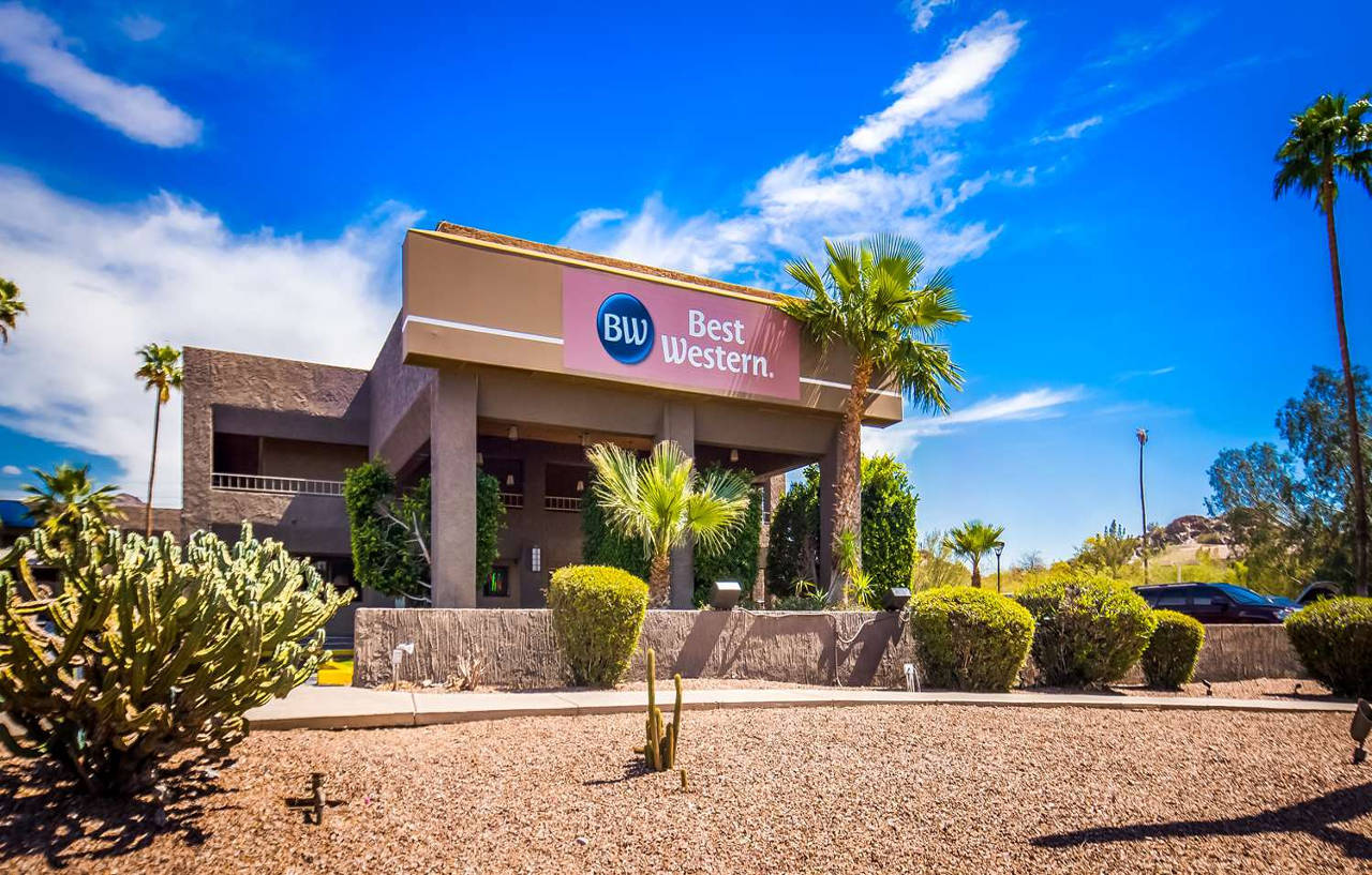 Best Western Innsuites Phoenix Hotel & Suites Екстер'єр фото