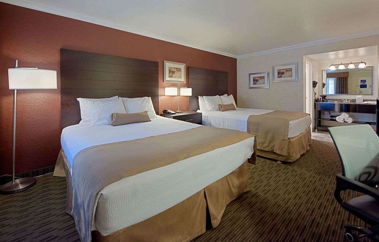 Best Western Innsuites Phoenix Hotel & Suites Екстер'єр фото